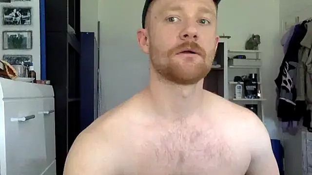 Snapshot of T_R_1992 chatting on April 2026 11:42:02 AM T R 1992 online show from April 2026 11:42:02 AM