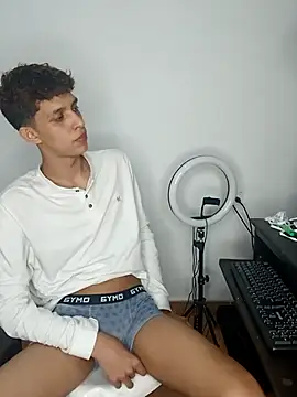 Allnei online show from October 2025 10:51:02 PM