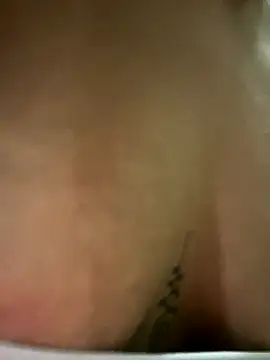 ninfetinha20 online show from October 2025 02:42:01 AM