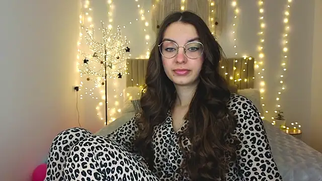 Real cutie1 online show from January 2026 01:37:02 PM