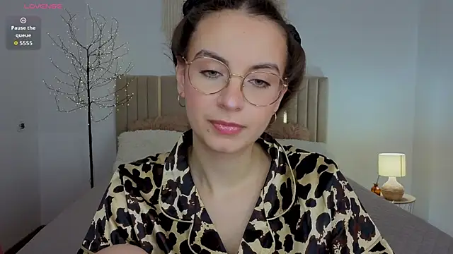 Snapshot of Real_cutie1 chatting on July 2026 12:55:01 PM Real cutie1 online show from July 2026 12:55:01 PM