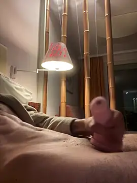 Snapshot of musti312 chatting on September 2025 05:40:02 PM musti312 online show from September 2025 05:40:02 PM