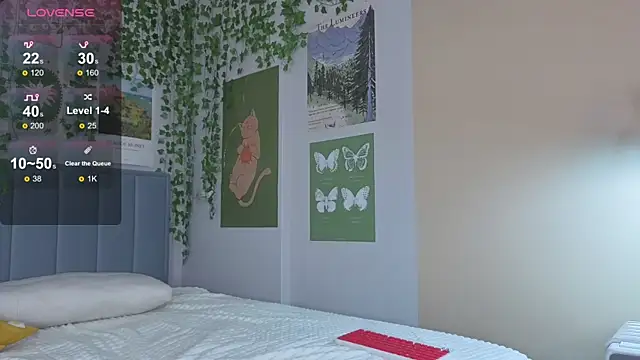 Snapshot of Ashley_Pierce chatting on September 2025 05:15:02 PM Ashley Pierce online show from September 2025 05:15:02 PM