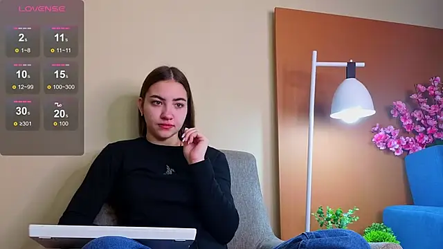 Snapshot of Ashley_Pierce chatting on October 2025 04:15:01 AM Ashley Pierce online show from October 2025 04:15:01 AM