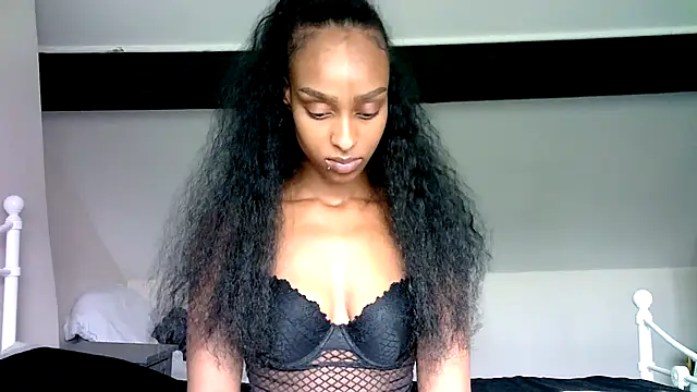 Snapshot of Hazel_Dollxx chatting on July 2026 12:45:01 PM Hazel Dollxx online show from July 2026 12:45:01 PM
