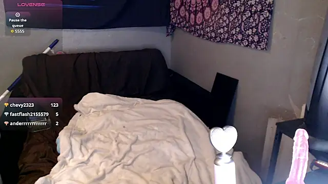 London Ray online show from January 2026 06:28:01 AM