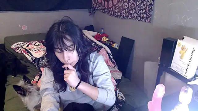 London Ray online show from February 2026 08:10:02 PM