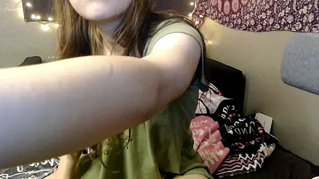 London Ray online show from July 2026 10:05:02 PM
