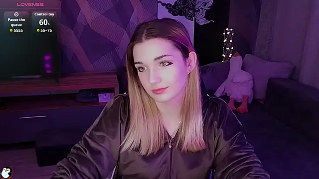 Sandy Belle online show from November 2025 05:16:01 PM