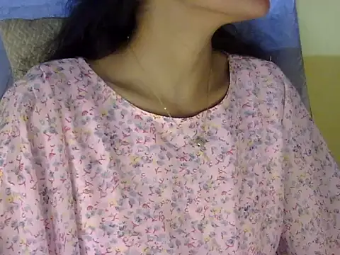 Snapshot of zara_Khan0 chatting on September 2025 02:07:02 PM zara Khan0 online show from September 2025 02:07:02 PM