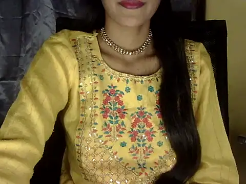 Snapshot of zara_Khan0 chatting on November 2025 01:44:02 PM zara Khan0 online show from November 2025 01:44:02 PM