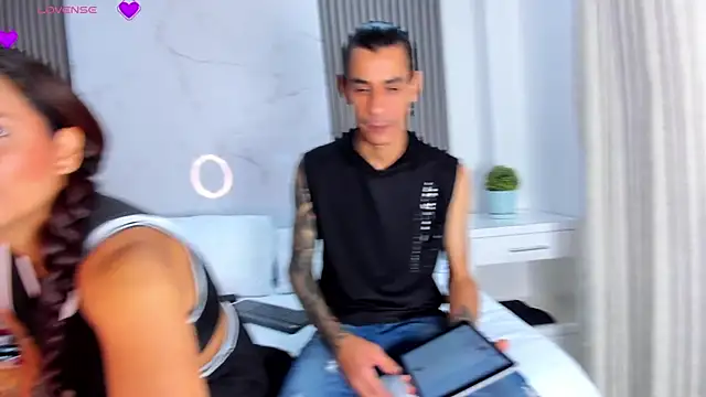 Snapshot of JackAndRosse_ chatting on June 2026 01:24:02 PM JackAndRosse online show from June 2026 01:24:02 PM
