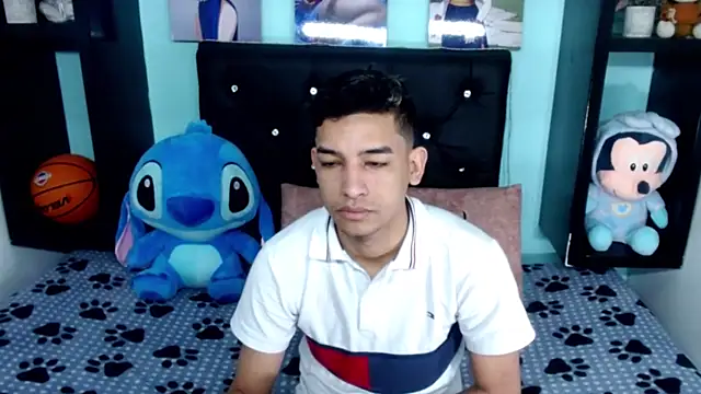 x oliver x online show from September 2025 04:03:01 AM