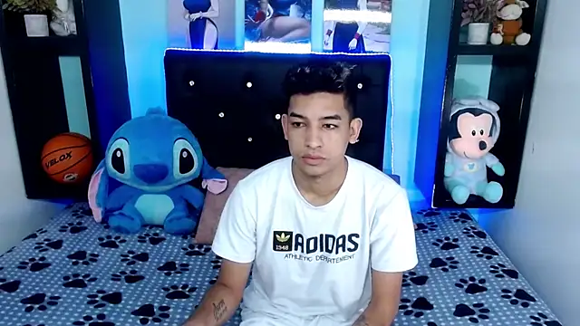 x oliver x online show from September 2025 05:45:02 AM