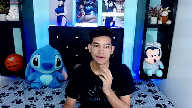 x oliver x online show from October 2025 04:15:02 AM