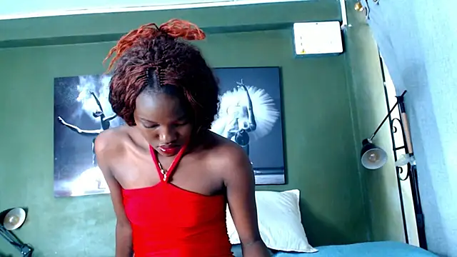 Snapshot of Evaa_18 chatting on October 2025 06:16:01 PM Evaa 18 online show from October 2025 06:16:01 PM