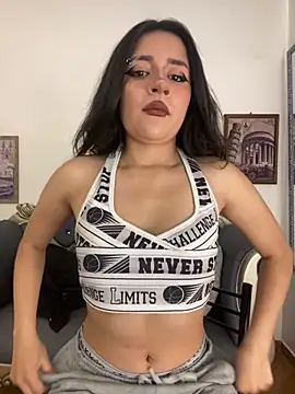 Snapshot of ZaraTrump chatting on October 2025 10:07:01 PM ZaraTrump online show from October 2025 10:07:01 PM