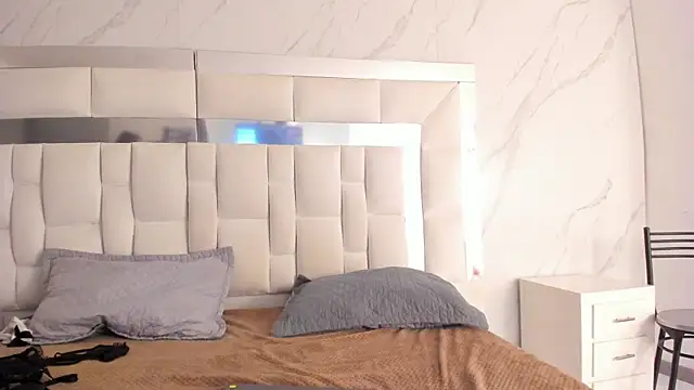 Maia Park online show from January 2026 12:07:02 PM