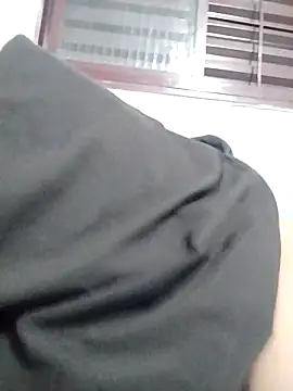 Snapshot of gordinovin18 chatting on March 2026 02:17:02 AM gordinovin18 online show from March 2026 02:17:02 AM