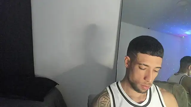 ThiagoLugo online show from March 2026 03:22:02 AM