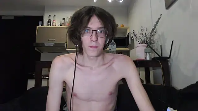 Snapshot of LovesomeCookie chatting on September 2025 02:17:01 PM LovesomeCookie online show from September 2025 02:17:01 PM