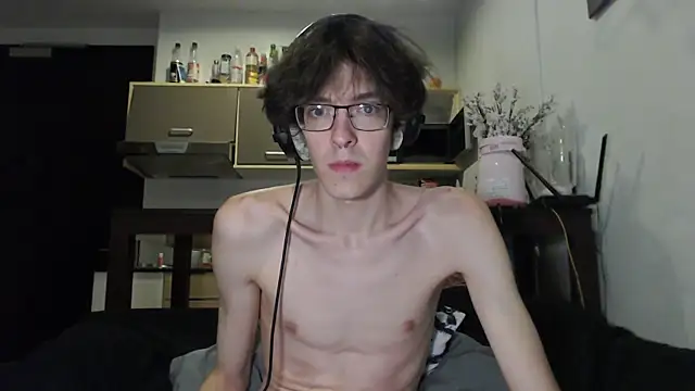 Snapshot of LovesomeCookie chatting on October 2025 04:50:01 PM LovesomeCookie online show from October 2025 04:50:01 PM