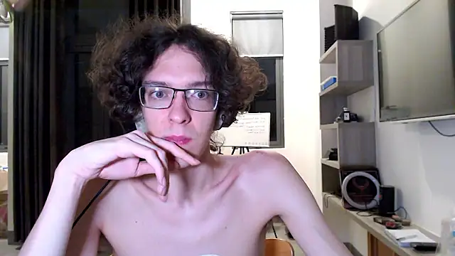 Snapshot of LovesomeCookie chatting on March 2026 05:40:01 PM LovesomeCookie online show from March 2026 05:40:01 PM