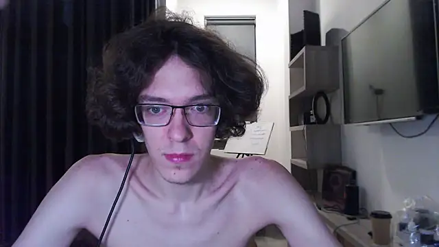 Snapshot of LovesomeCookie chatting on March 2026 03:48:01 PM LovesomeCookie online show from March 2026 03:48:01 PM