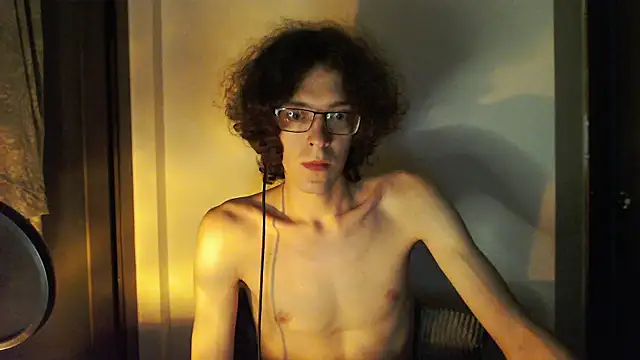 LovesomeCookie online show from May 2026 07:56:02 PM