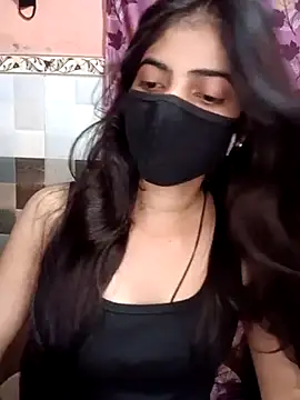 Queen Pooja7 online show from October 2025 02:28:02 PM