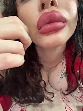 Hannah xBaby online show from November 2025 08:14:01 AM