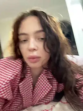 Snapshot of Hannah_xBaby chatting on December 2025 05:09:01 PM Hannah xBaby online show from December 2025 05:09:01 PM