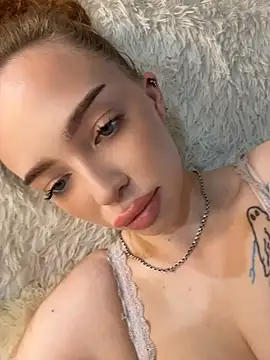 Hannah xBaby online show from July 2026 12:00:02 PM