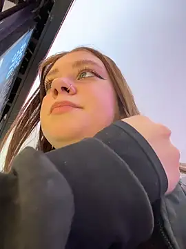 lucy-joy online show from February 2026 09:34:01 AM