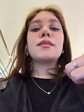 lucy-joy online show from June 2026 08:30:02 AM