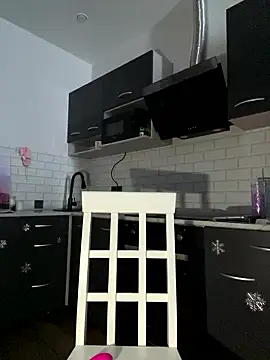 tammy gun online show from January 2026 12:10:01 PM