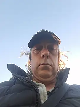 Snapshot of bi_dare chatting on April 2026 05:02:01 PM bi dare online show from April 2026 05:02:01 PM