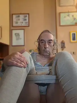 Snapshot of bi_dare chatting on April 2026 09:47:01 AM bi dare online show from April 2026 09:47:01 AM