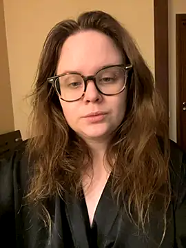 Snapshot of MariaMirabella chatting on November 2025 12:05:02 PM MariaMirabella online show from November 2025 12:05:02 PM