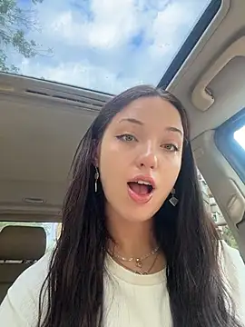Snapshot of DollyTall chatting on July 2026 03:12:02 AM DollyTall online show from July 2026 03:12:02 AM