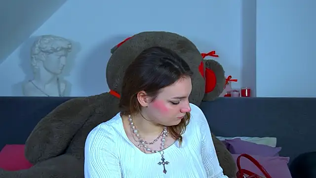 KarenClarks online show from November 2025 06:30:02 PM