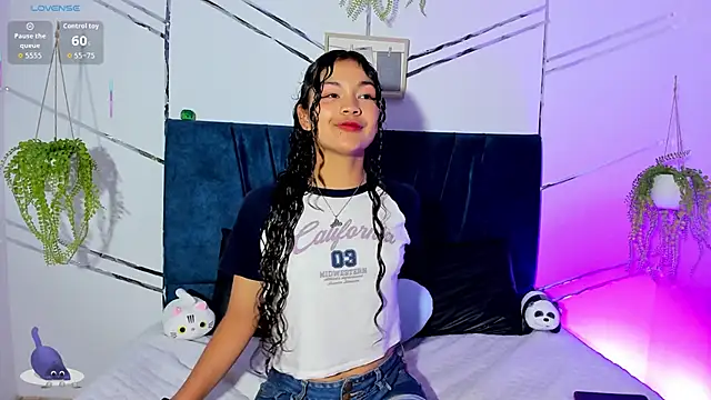 Camilla Miller01 online show from November 2025 06:28:02 PM