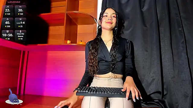 Camilla Miller01 online show from November 2025 09:05:02 PM