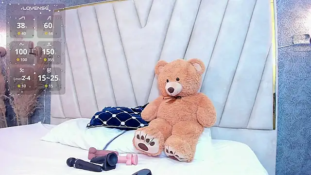 AmyStar1 online show from November 2025 09:25:02 PM