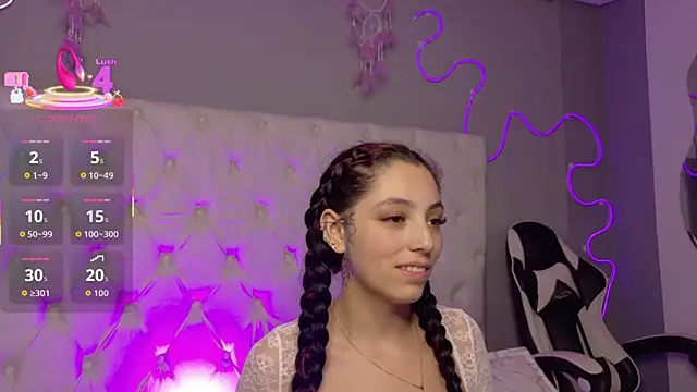 Megan  cole1 online show from December 2025 03:45:02 AM