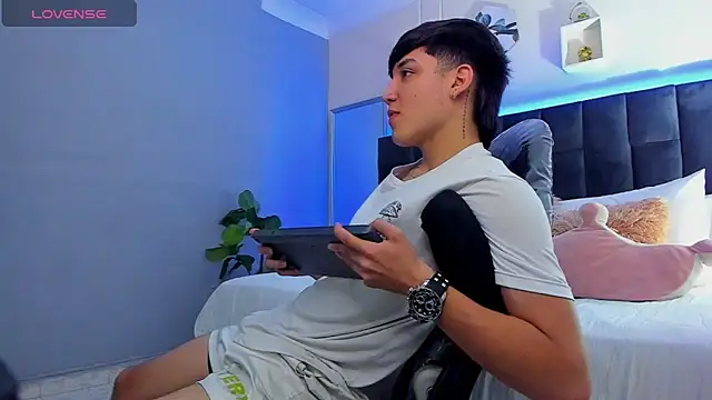 Ares di martin online show from September 2025 02:52:02 PM