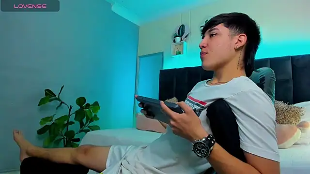 Ares di martin online show from September 2025 02:51:01 PM