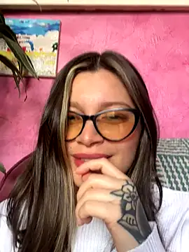 Snapshot of KoraSweett chatting on November 2025 07:03:01 PM KoraSweett online show from November 2025 07:03:01 PM