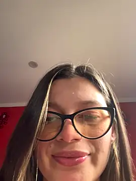 Snapshot of KoraSweett chatting on December 2025 07:31:01 PM KoraSweett online show from December 2025 07:31:01 PM