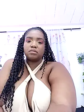 SamaraArtiaga1 online show from December 2025 12:20:02 AM